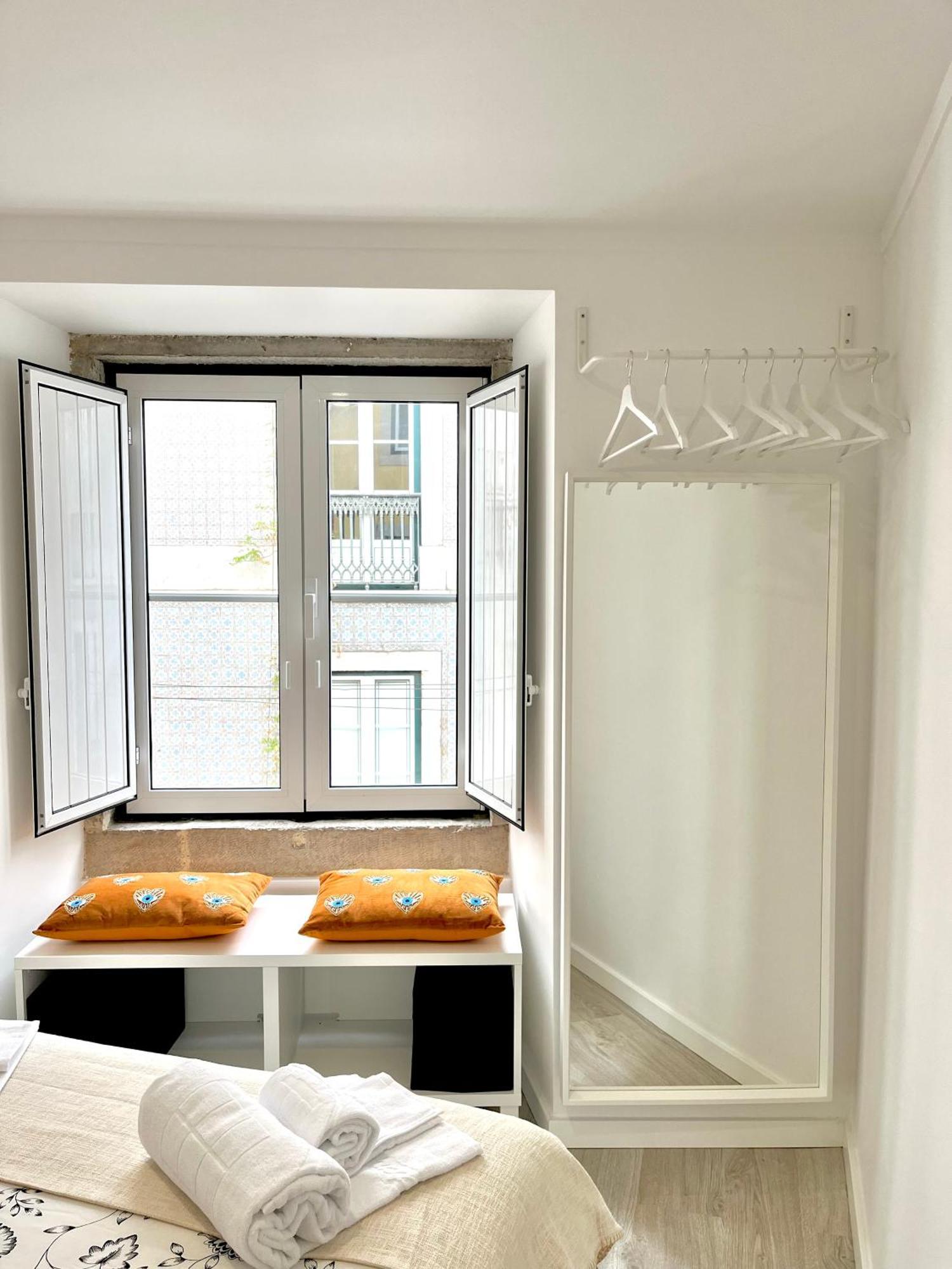 Apartments Center Santos Lisbon Luaran gambar
